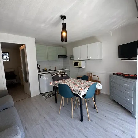 A Lary - Coudere Ii Apartamento